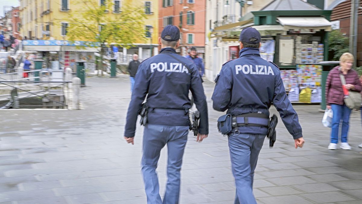 Italská policie identifikovala mladíky, kteří na Silvestra v Miláně znásilňovali ženy